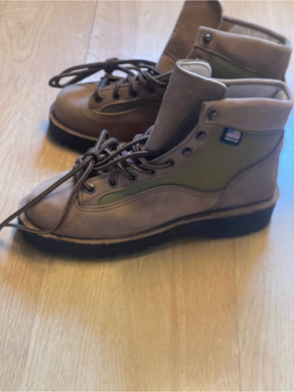 Danner women’s boots size 7 brand new